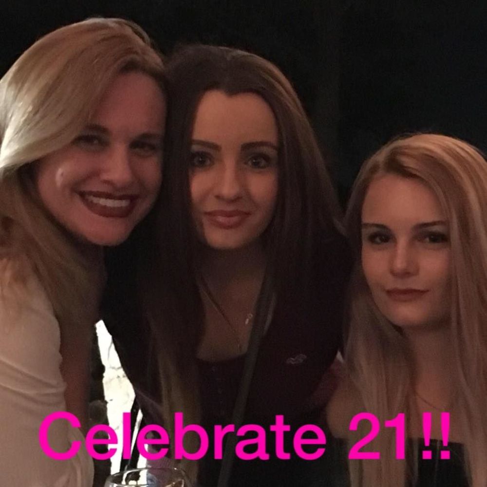 Meet your Posher, Terri